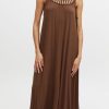 Women The Secret Closet | B Young Pipa Dress In Cappucino