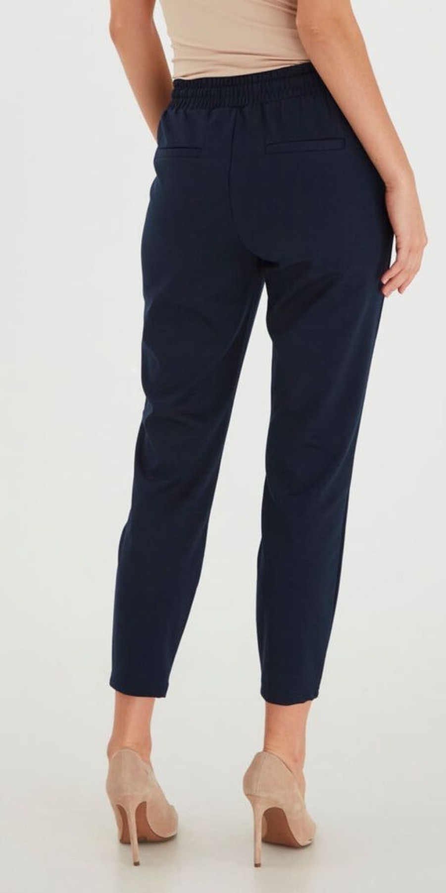 Women The Secret Closet Trousers | B. Young Rizetta Jersey Trouser In Navy