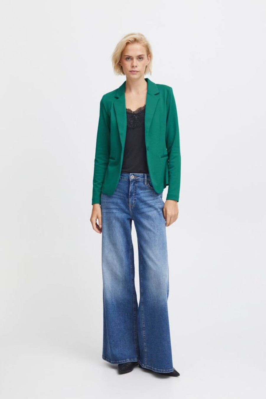 Women The Secret Closet | Ichi Kate Blazer In Cadmium Green