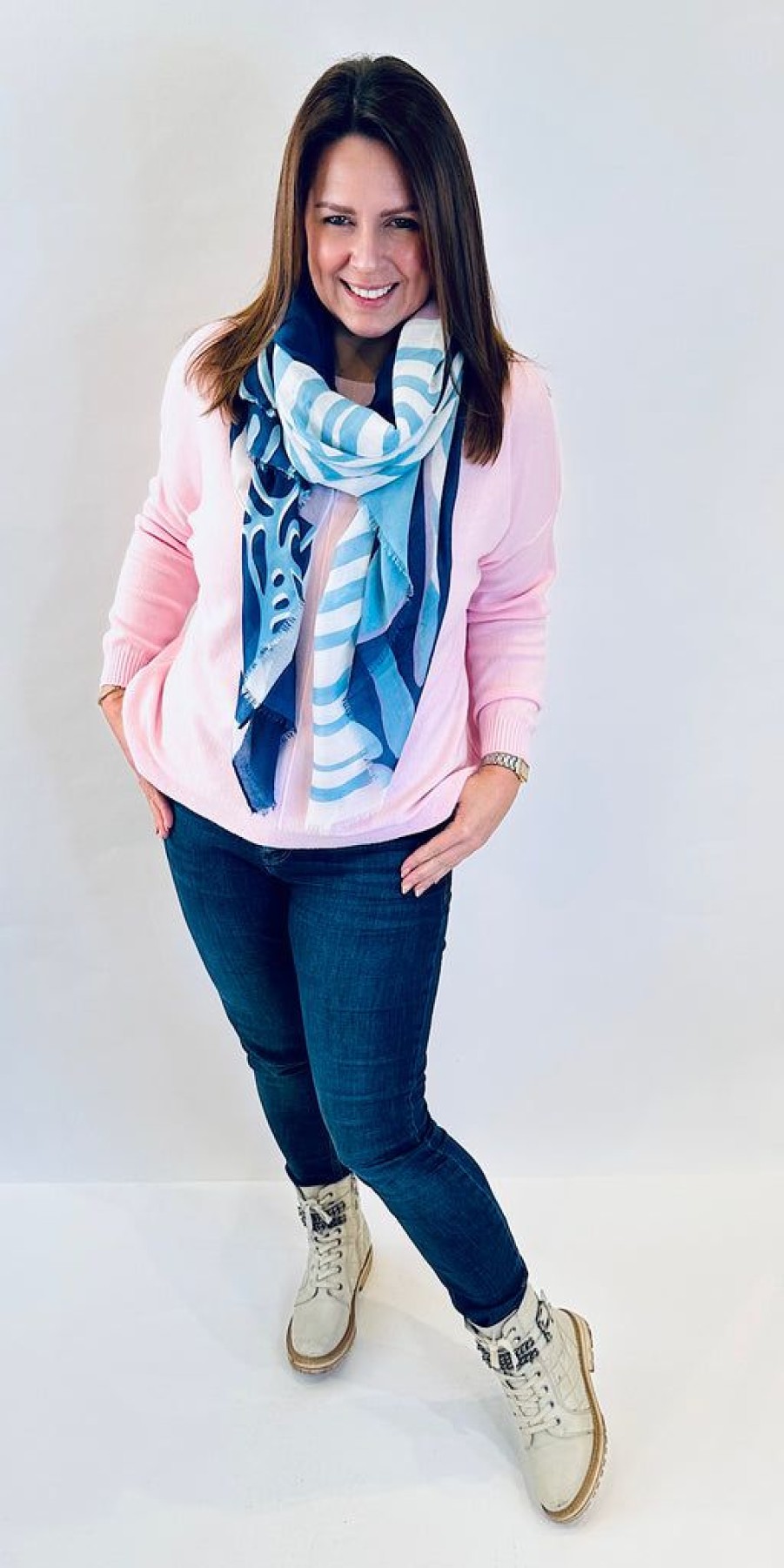 Women The Secret Closet | Blue Summer Leaves Scarf