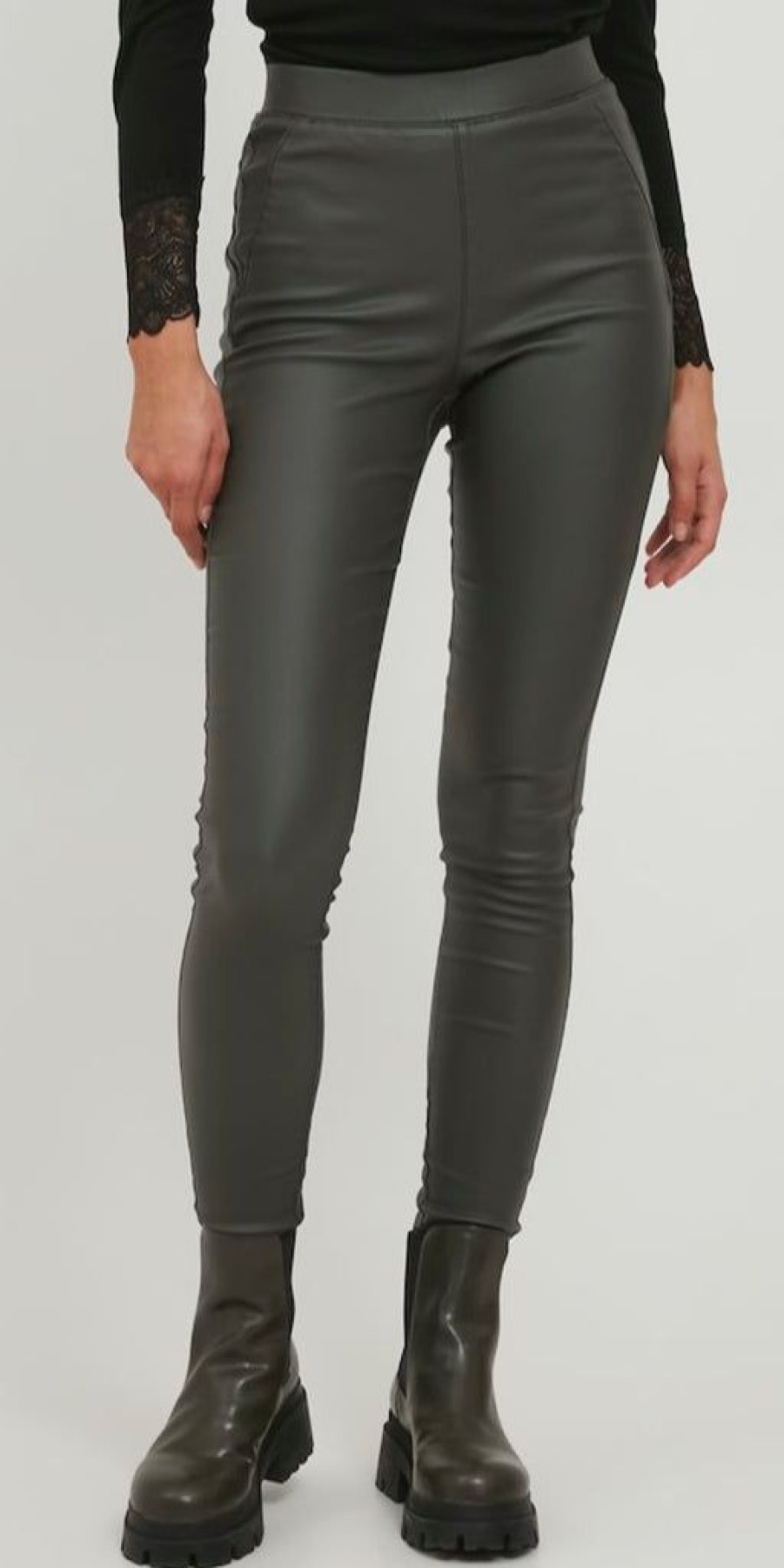 Women The Secret Closet Trousers | B Young Kiko Coated Leggings In Rosin