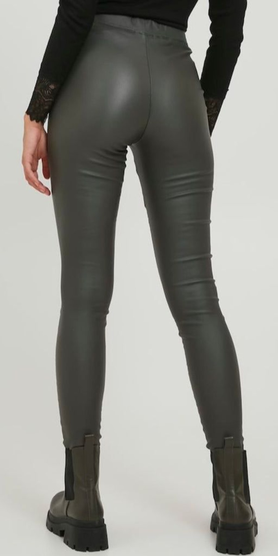 Women The Secret Closet Trousers | B Young Kiko Coated Leggings In Rosin