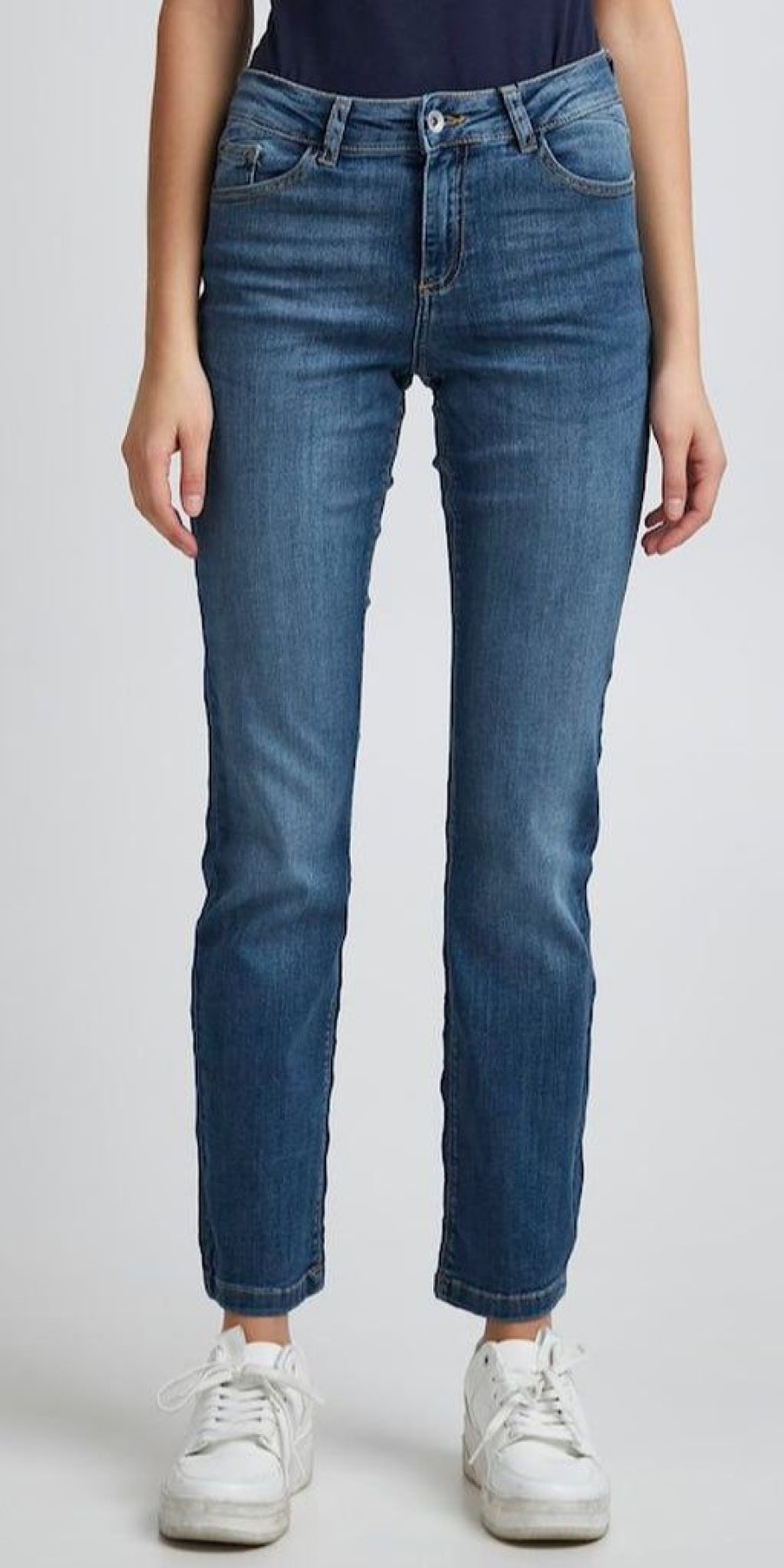 Women The Secret Closet Denim | B Young Lola Luni Slim Fit Jeans In Light Blue Denim