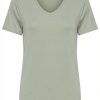 Women The Secret Closet | B Young Rexima V Neck T Shirt In Aloe